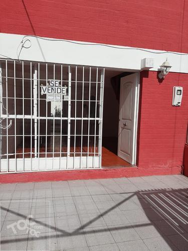 Se vende Casa 2 pisos , Villa Gabriela Mistral