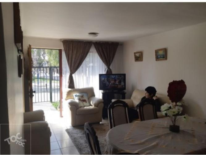 Se Vende casa de 1 piso en la Florida 3 dormitorios 1 baño , antejardin y jardín trasero con cobertizo