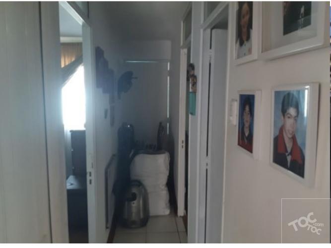 Se Vende casa de 1 piso en la Florida 3 dormitorios 1 baño , antejardin y jardín trasero con cobertizo