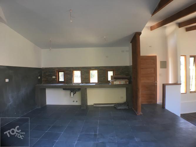 Se Vende Nueva y Moderna Casa en Pucón