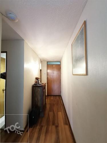 Departamento impecable ,baños y cocina remodelados ,estacionamiento sin bodega