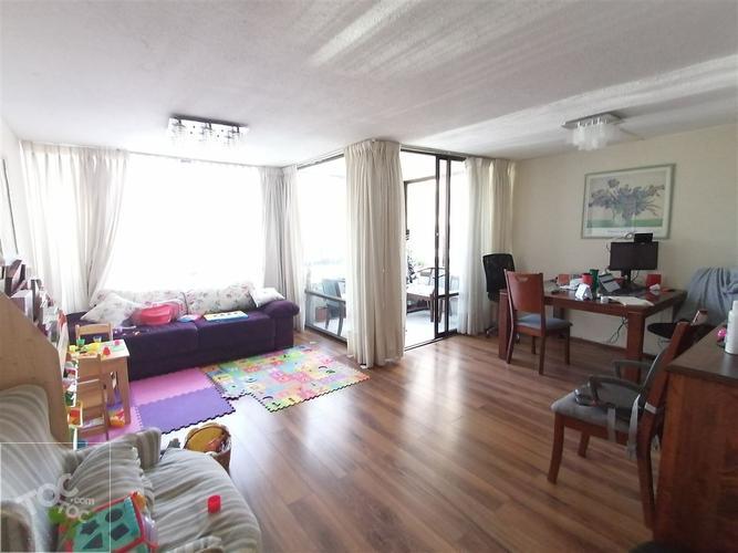 Departamento impecable ,baños y cocina remodelados ,estacionamiento sin bodega