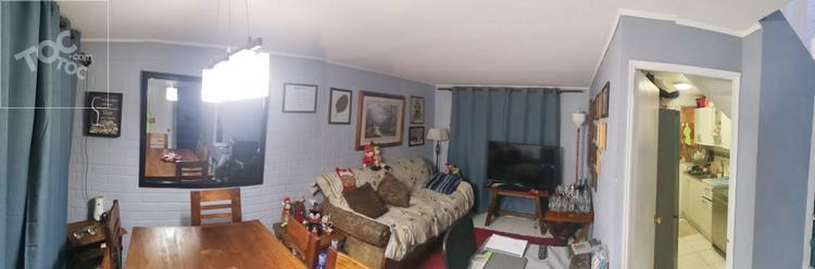 HERMOSA CASA DE DOS PISOS, TRES DORMITORIOS