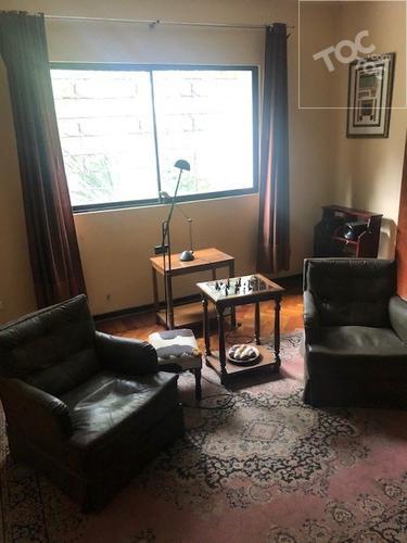 VENDO CASA EN ÑUÑOA, USO COMERCIAL Y HABITACIONAL