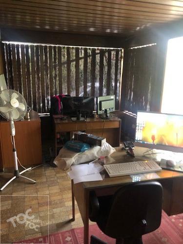 VENDO CASA EN ÑUÑOA, USO COMERCIAL Y HABITACIONAL