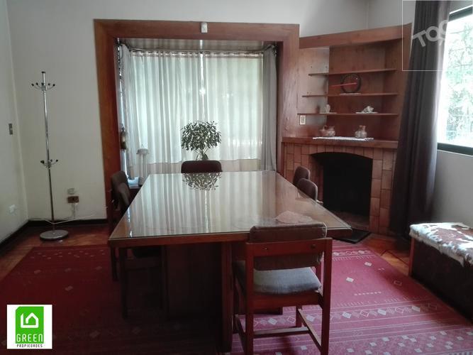 VENDO CASA EN ÑUÑOA, USO COMERCIAL Y HABITACIONAL