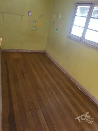 Venta de Casa pareada gran ubicación en Pje. Cerrado, Santiago