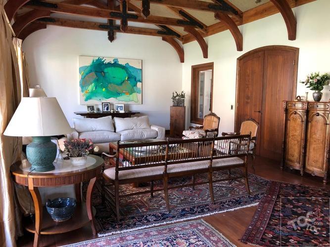 Hermosa Casa Estilo Provenzal