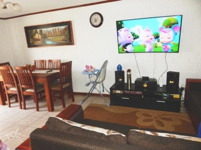 Casa con excelente ubicación en Barrio Consolidado