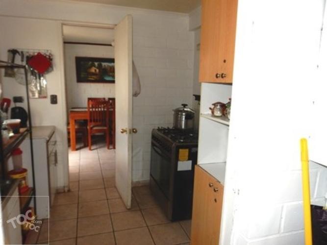 Casa con excelente ubicación en Barrio Consolidado