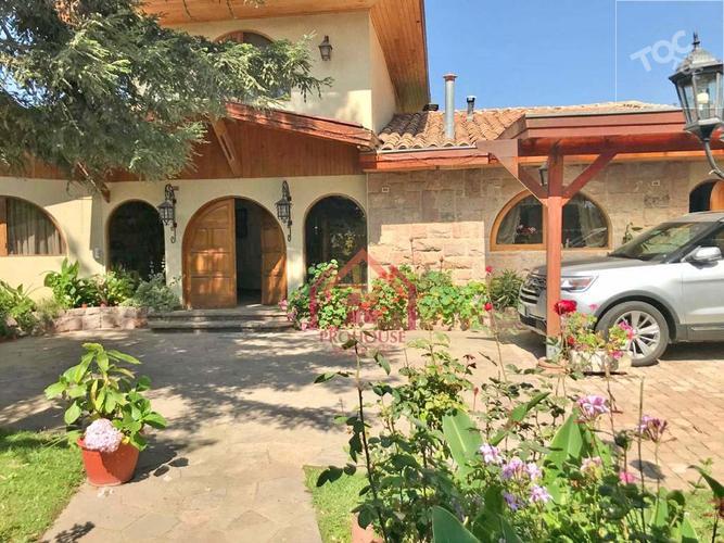 Espectacular casa en venta en sector El Carmen de Peñablanca- Villa Alemana