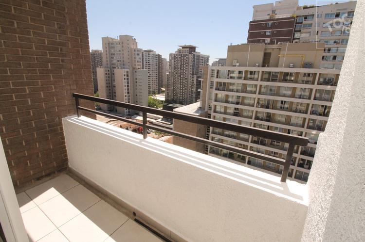 Arriendo Departamento Argomedo, esquina Lira