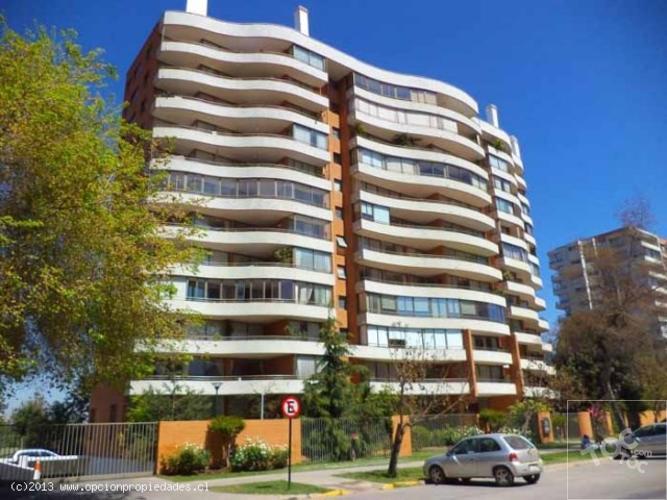 San José Sierra – Las Condes / 3D – 2B + Serv + 2 Est Y Bodega