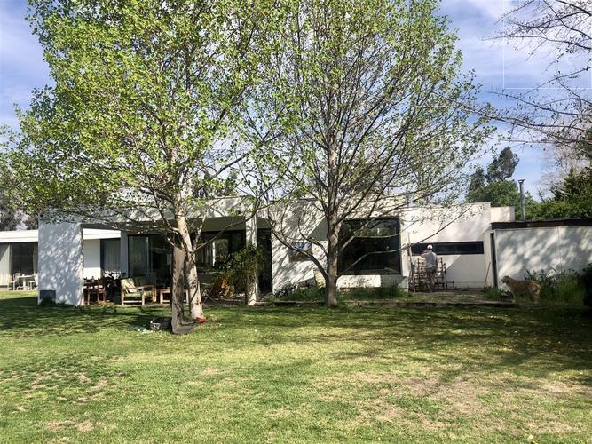 Hermosa casa mediterránea en parcela, (cerca Club de Golf Brisas de Chicureo)