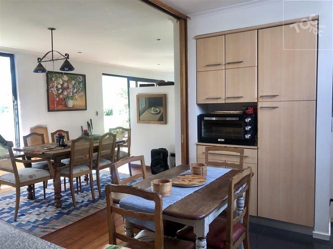 Hermosa casa mediterránea en parcela, (cerca Club de Golf Brisas de Chicureo)