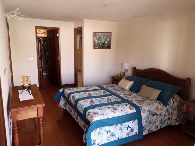 VENDEMOS DEPARTAMENTO EN PROVIDENCIA, HABITADO SÓLO UN AÑO, UBICADO EN ROBERTO DEL RIO CON POCURO Y ES NADA MENOS QUE UN MOLLER Y PEREZ COTAPOS!