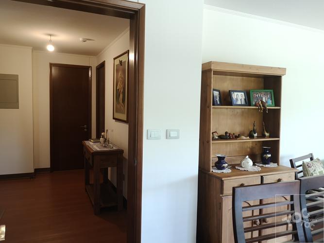 VENDEMOS DEPARTAMENTO EN PROVIDENCIA, HABITADO SÓLO UN AÑO, UBICADO EN ROBERTO DEL RIO CON POCURO Y ES NADA MENOS QUE UN MOLLER Y PEREZ COTAPOS!