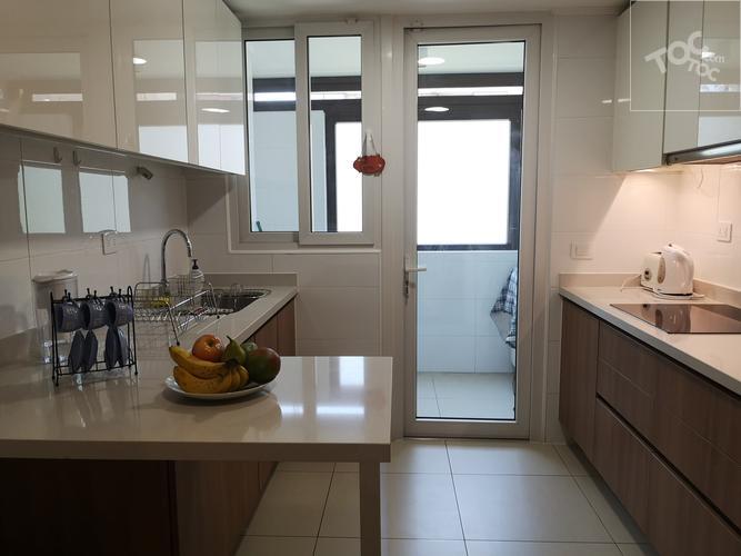 VENDEMOS DEPARTAMENTO EN PROVIDENCIA, HABITADO SÓLO UN AÑO, UBICADO EN ROBERTO DEL RIO CON POCURO Y ES NADA MENOS QUE UN MOLLER Y PEREZ COTAPOS!