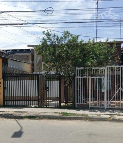 Quilicura, Vendo Casa De 2 Pisos, 2 Dormitorios, Escritorio, 1 Baño $ 49.990.000.-