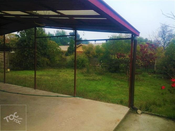 Casa con amplio terreno