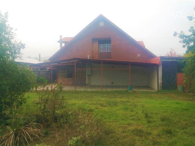 Casa con amplio terreno