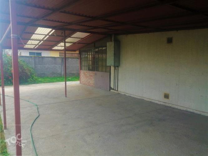 Casa con amplio terreno