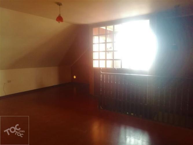 Casa con amplio terreno