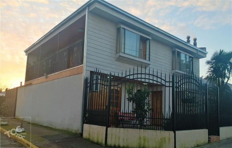 Acogedora casa, en sector con alta plusvalía