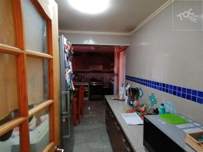 Condominio valle dorado. Paradero 7 de pajaritos
