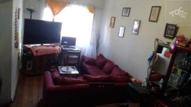 Amplia casa de 7D 3B, piso mixto, Comuna de San Joaquin
