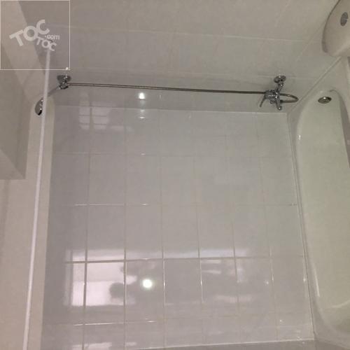 Buzo Sobenes 4650, Condominio Gran Estacion