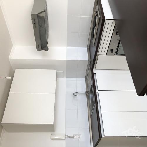 Buzo Sobenes 4650, Condominio Gran Estacion