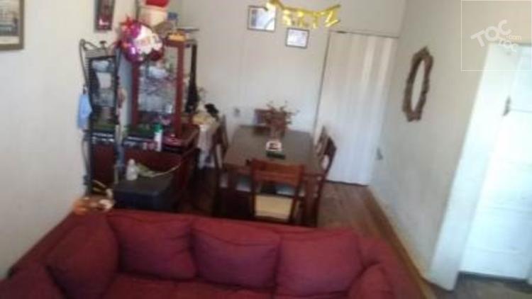 Amplia casa con 7D 3B, Benozzo Gozzolli, 500m2, Comuna de San Joaquin