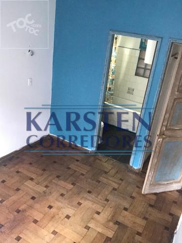 ARRIENDO DEPARTAMENTO DE 1D 1B EN UN PISO 6 A DOS CUADRAS DEL METRO ESTACIÓN SANTA LUCIA EN SANTIAGO CENTRO