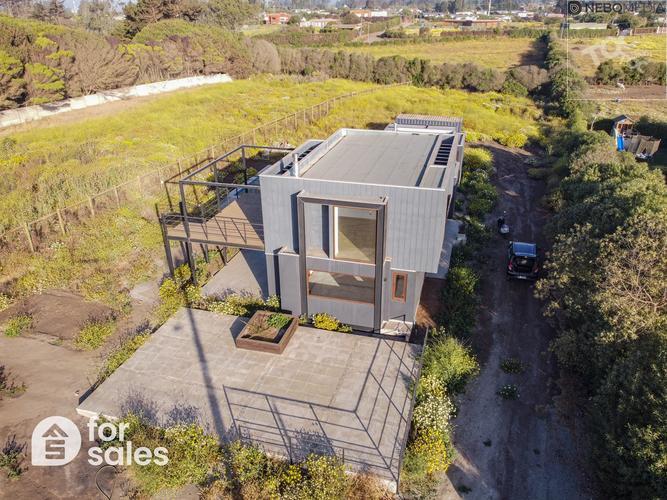 SE VENDE HERMOSA CASA CON VISTA AL MAR