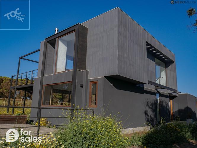 SE VENDE HERMOSA CASA CON VISTA AL MAR