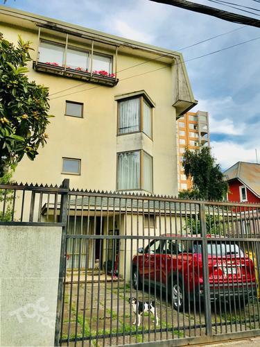 AMPLIO DEPARTAMENTO CALLE TRIZANO
