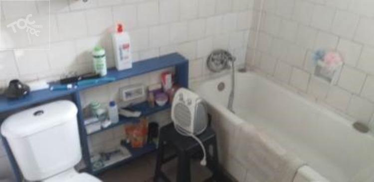 Amplia casa de 3 Pisos con 7D 3B en Calle Piramide Comuna de San Joaquin