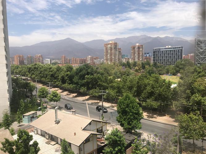 Cerro Colorado 5870, Las Condes