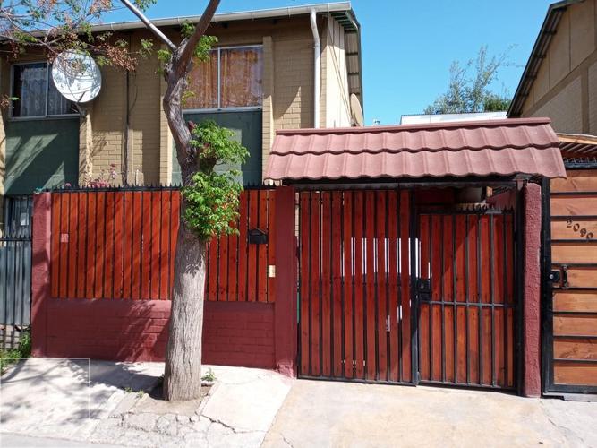Se vende casa ampliada 3D-1B, en Pasaje Monte Rex 2086, Villa Valle Nevado, San Bernardo