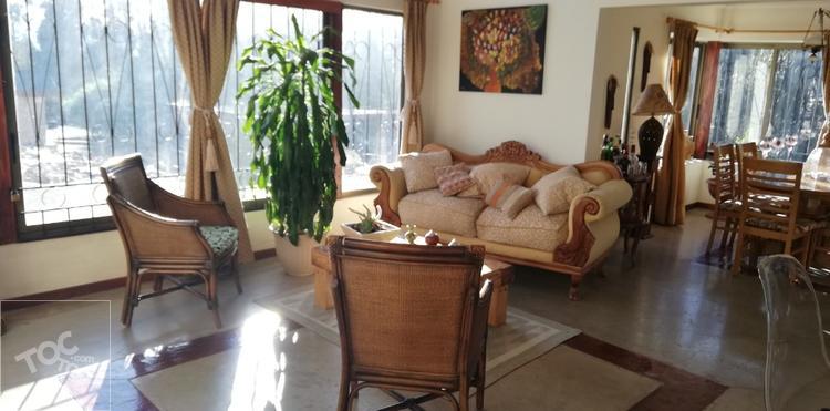 Vendo hermosa casa sólida de un piso, en Concón