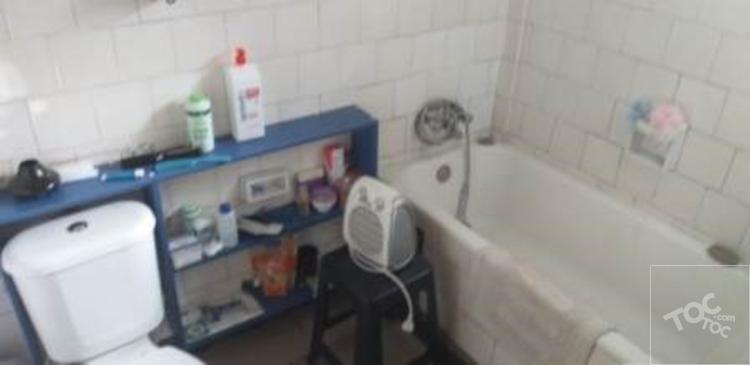 Amplia casa de 3 Pisos con 7D 3B en Calle Piramide Comuna de San Joaquin