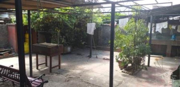 Amplia casa de 3 Pisos con 7D 3B en Calle Piramide Comuna de San Joaquin