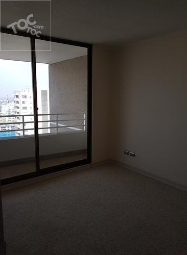 Arriendo depto. 1B 1D 1E casi nuevo, excelente ubicación, salida metro Gruta Lourdes.