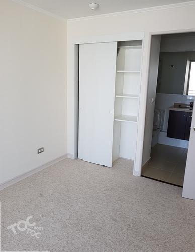 Arriendo depto. 1B 1D casi nuevo, excelente ubicación, salida metro Gruta Lourdes.