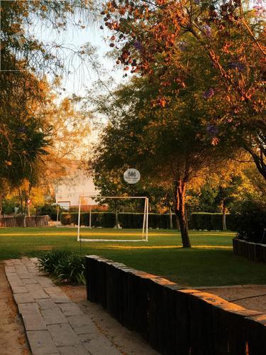 MARAVILLOSA Y AMPLIA CASA EN VENTA – CONDOMINIO LA FUENTE – COLINA, CHICUREO