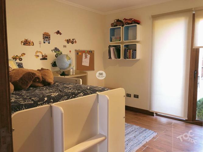 MARAVILLOSA Y AMPLIA CASA EN VENTA – CONDOMINIO LA FUENTE – COLINA, CHICUREO