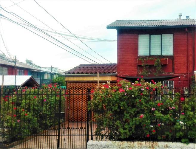 Casa en Villa Humberto Díaz