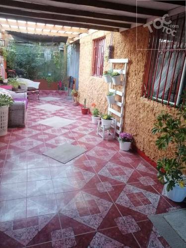 Casa en Villa Humberto Díaz