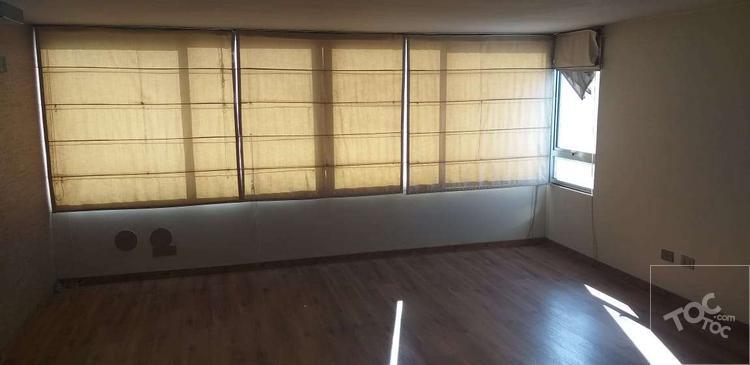 Departamento tipo loft de 3 pisos